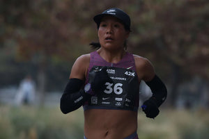 PAR DE MANGAS PARA RUNNING CON PROTECCION UV BLANCAS